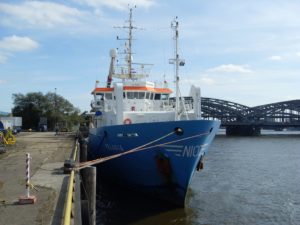 Samples for this study were collected during scientific cruises including one on the R/V Pelagia, a research vessel from the Nederlands Instituut voor Zeeonderzoek Netherlands Institute for Sea Research (NIOZ). (Wikimedia Commons CC BY-SA 3.0)