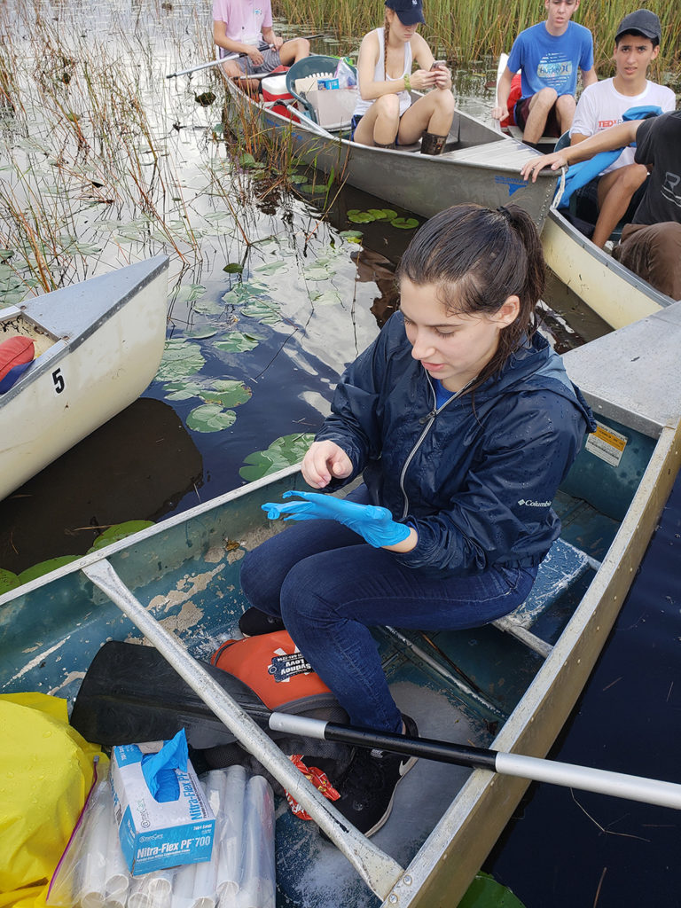 Boca Raton HS students in the field site. (Courtesy of Jon Benskin)